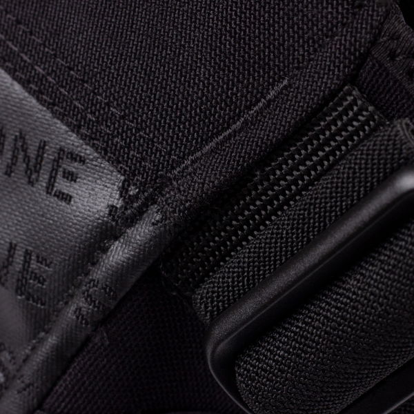 S1 PRO GEN 4.5 (40mm) KNEE PADS - BLACK/WHITE - MEDIUM